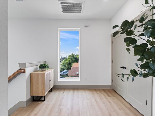 2942 Pitzlin Street, Houston TX 77023