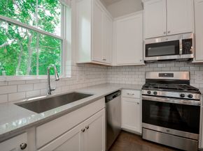 6017 Cypress Street, Houston TX 77074