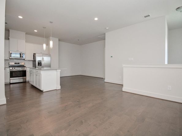 6017 Cypress Street, Houston TX 77074