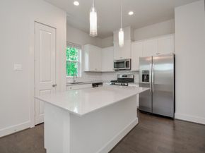 6017 Cypress Street, Houston TX 77074