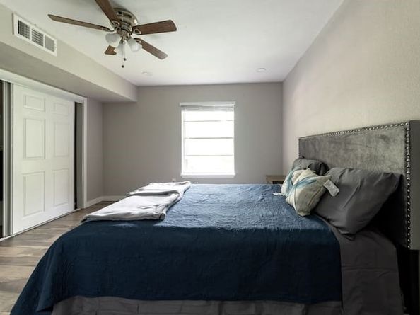 8299 Kingsbrook Road 280, Houston TX 77024