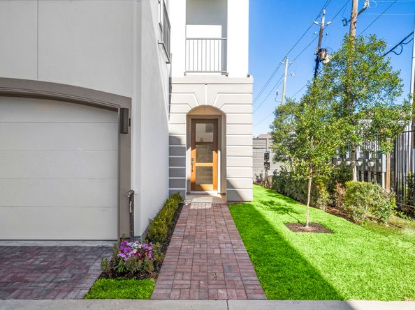 11102 Savannah Oaks Lane, Houston TX 77043