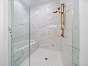 11102 Savannah Oaks Lane, Houston TX 77043