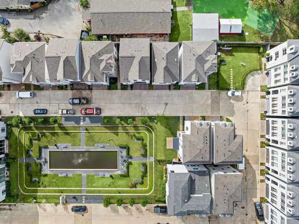 11102 Savannah Oaks Lane, Houston TX 77043