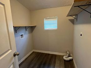 6908 LARKSTONE Street, Houston TX 77028