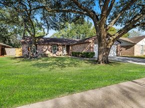 2815 Mayflower Landing Court, Webster TX 77598