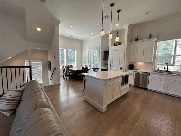 2714 Nagle Street, Houston TX 77004