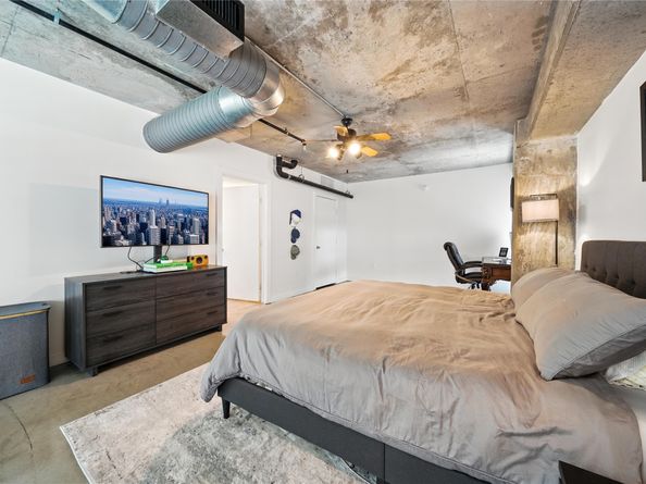 2000 Bagby Street 5423, Houston TX 77002