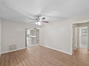 7111 Pinehook Lane, Houston TX 77016