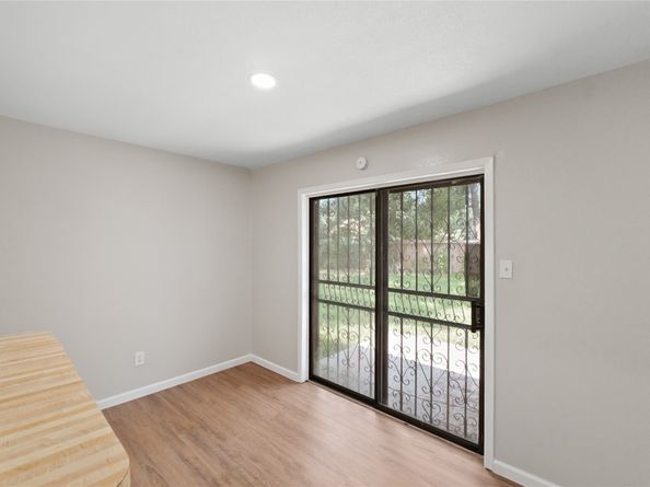 7111 Pinehook Lane, Houston TX 77016