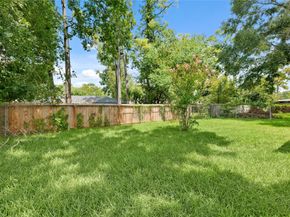 7111 Pinehook Lane, Houston TX 77016