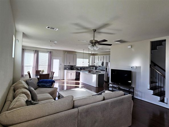 3234 Longleaf Meadows Drive, Houston TX 77063