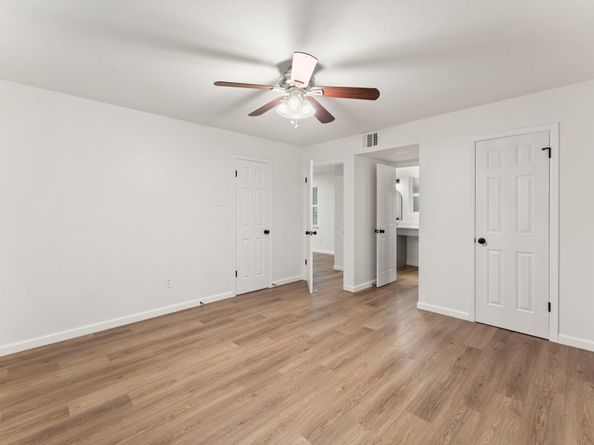 4 Dashwood Forest Street, The Woodlands TX 77381