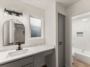 4 Dashwood Forest Street, The Woodlands TX 77381