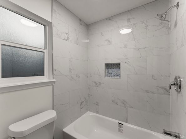 4 Dashwood Forest Street, The Woodlands TX 77381