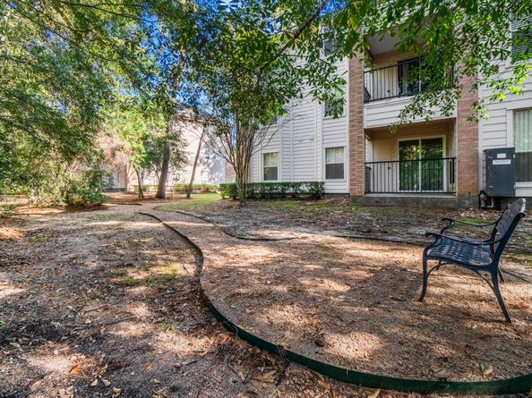 8051 Bay Branch Drive 314, The Woodlands TX 77382