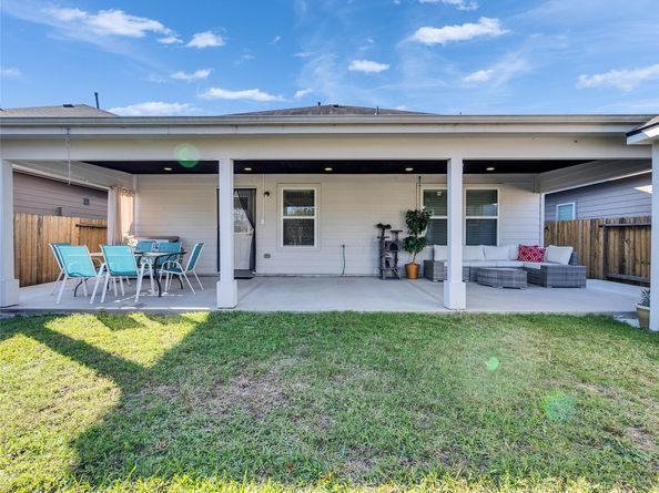 17514 Solly Oak Place, Humble TX 77396