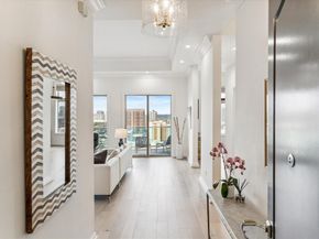 3388 Sage Road 2001, Houston TX 77056