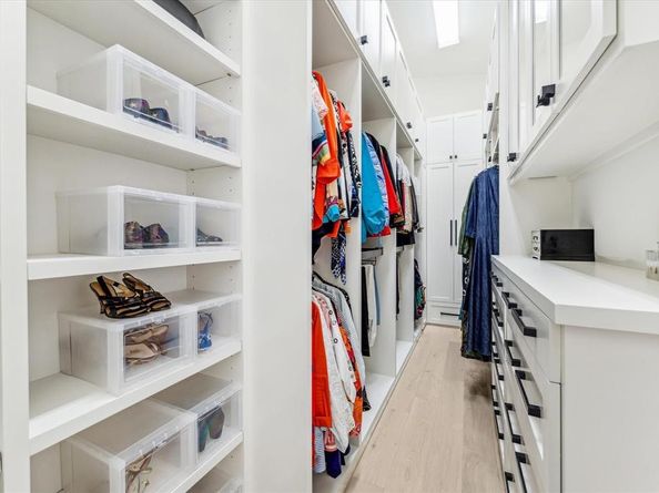 3388 Sage Road 2001, Houston TX 77056