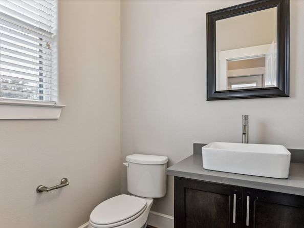 831 Wakefield Drive A, Houston TX 77018