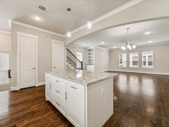 831 Wakefield Drive A, Houston TX 77018