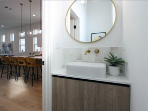 303 Marcella Street L, Houston TX 77091