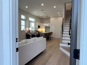 303 Marcella Street L, Houston TX 77091