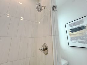 303 Marcella Street L, Houston TX 77091