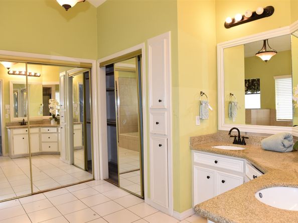 12134 Ella Lee Lane, Houston TX 77077