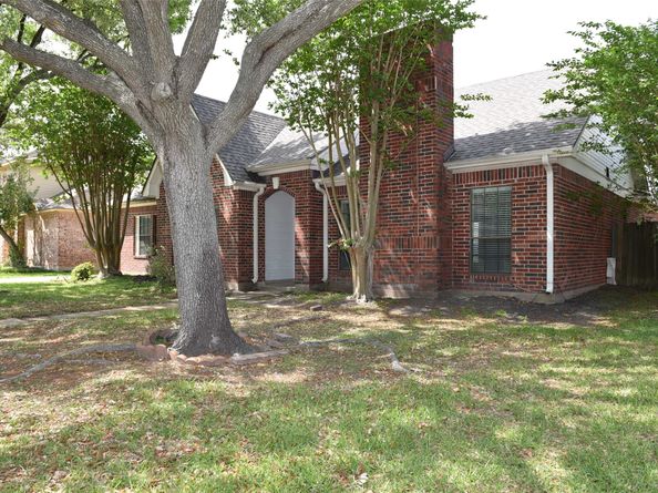12134 Ella Lee Lane, Houston TX 77077