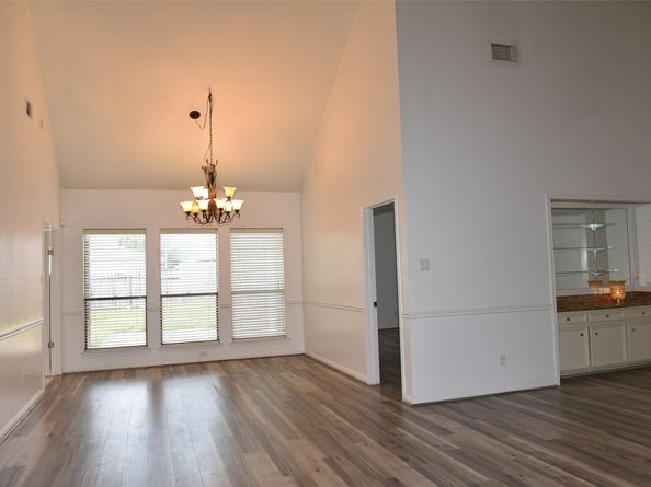 12134 Ella Lee Lane, Houston TX 77077