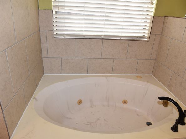 12134 Ella Lee Lane, Houston TX 77077