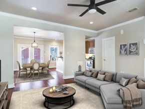 1047 W 16th Street, Houston TX 77008