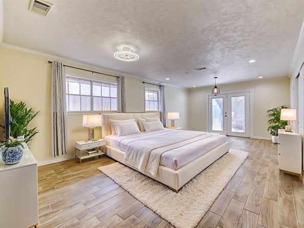 9515 Winsome Lane, Houston TX 77063