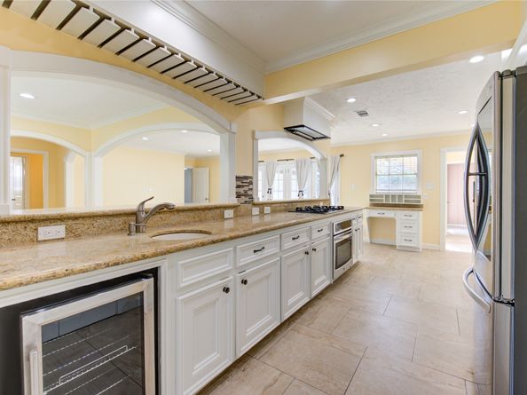 9515 Winsome Lane, Houston TX 77063