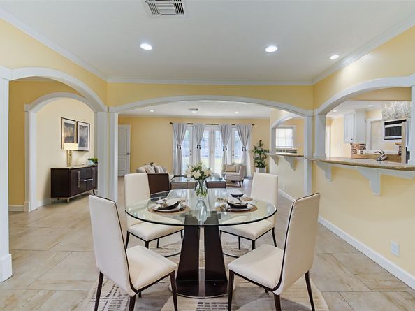 9515 Winsome Lane, Houston TX 77063