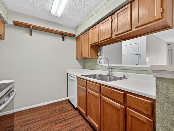 12550 Whittington Drive 710, Houston TX 77077