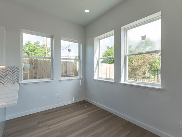 4512 Ward Street, Houston TX 77021