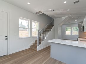 4512 Ward Street, Houston TX 77021