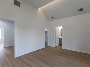 4512 Ward Street, Houston TX 77021