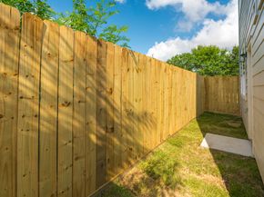 4512 Ward Street, Houston TX 77021