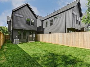 8008 Sunbury Street, Houston TX 77028