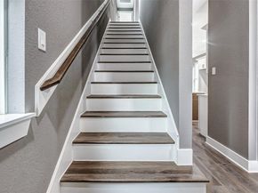 8008 Sunbury Street, Houston TX 77028