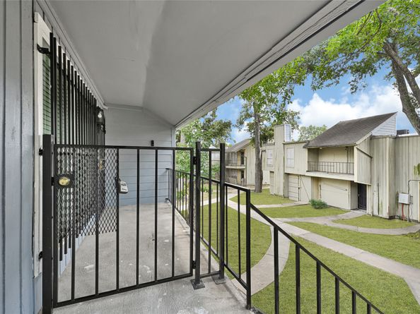 5625 Antoine Dr Drive 822, Houston TX 77091