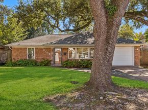 2103 Wakefield Drive, Houston TX 77018