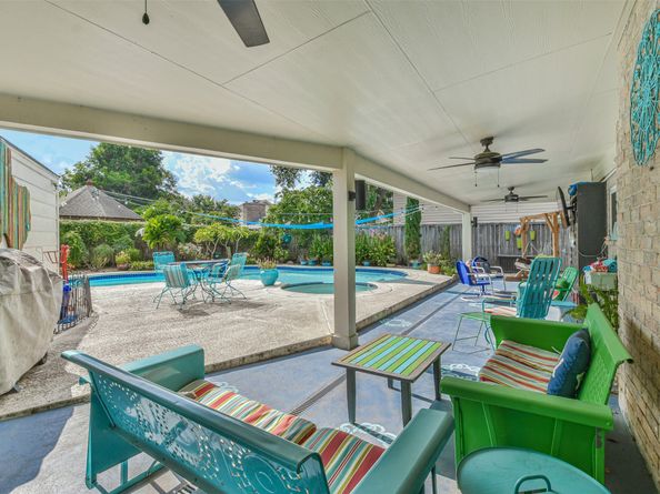 7111 Winding Walk Drive, Houston TX 77095