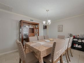 10534 Towne Square Road, Sugar Land TX 77498