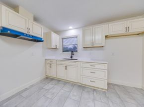 7401 Bretshire Drive, Houston TX 77016