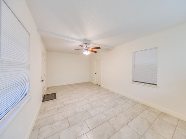 7401 Bretshire Drive, Houston TX 77016