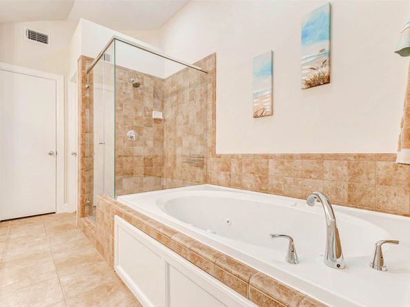 5941 South Loop E 1401, Houston TX 77033